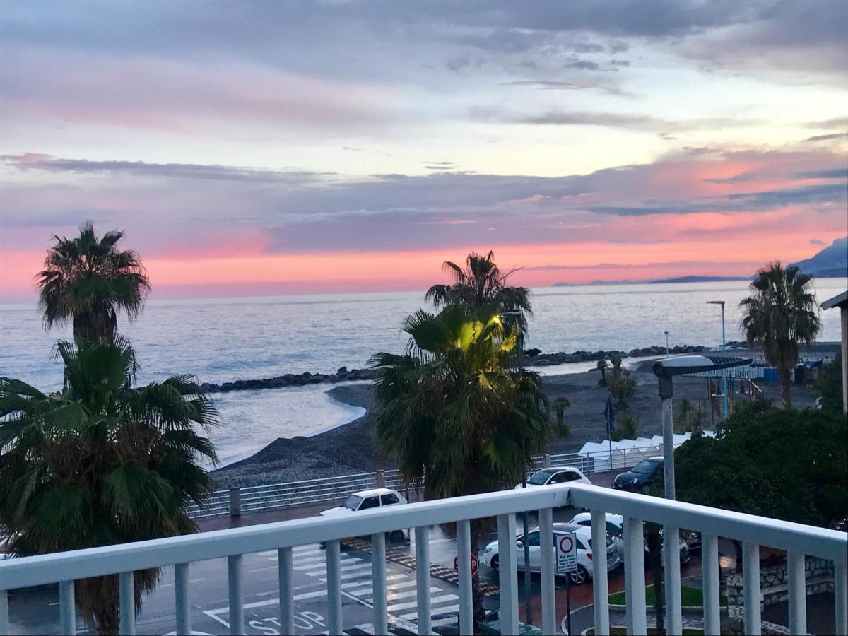 White Sand Ventimiglia Dış mekan fotoğraf